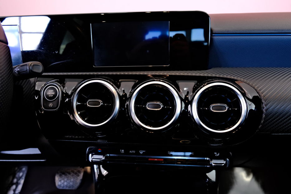 Продам Mercedes-Benz A-Class 2019 года в Одессе