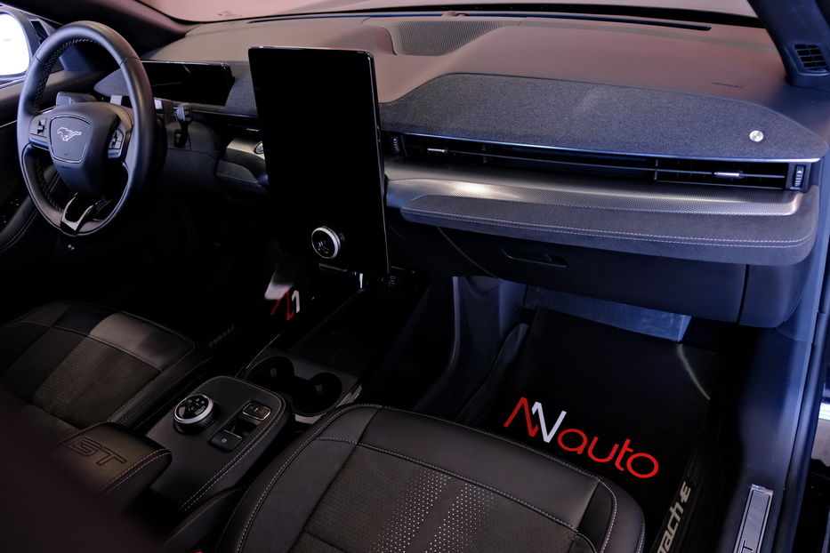 Продам Ford Mustang GT Mach-E 2023 года в Одессе