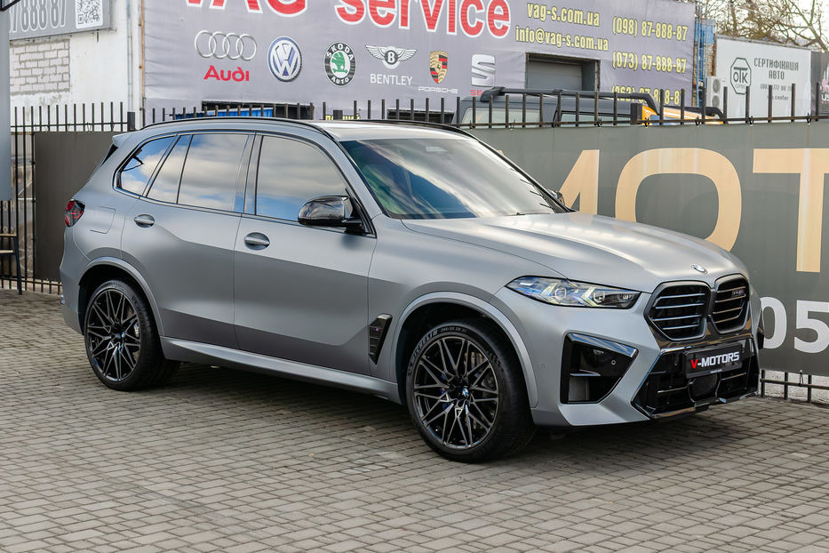 Продам BMW X5 M Competition 2024 года в Киеве