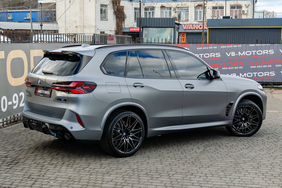 Продам BMW X5 M Competition 2024 года в Киеве