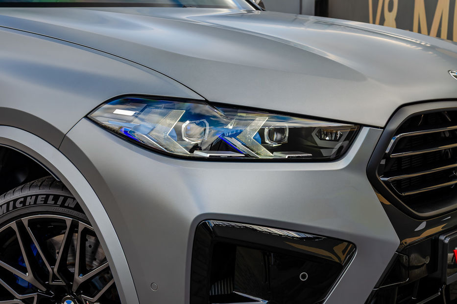 Продам BMW X5 M Competition 2024 года в Киеве