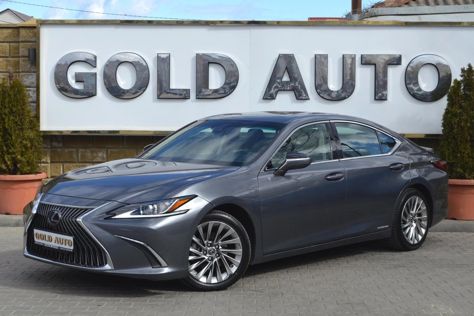 Продам Lexus ES 300 Hybrid 2019 года в Одессе