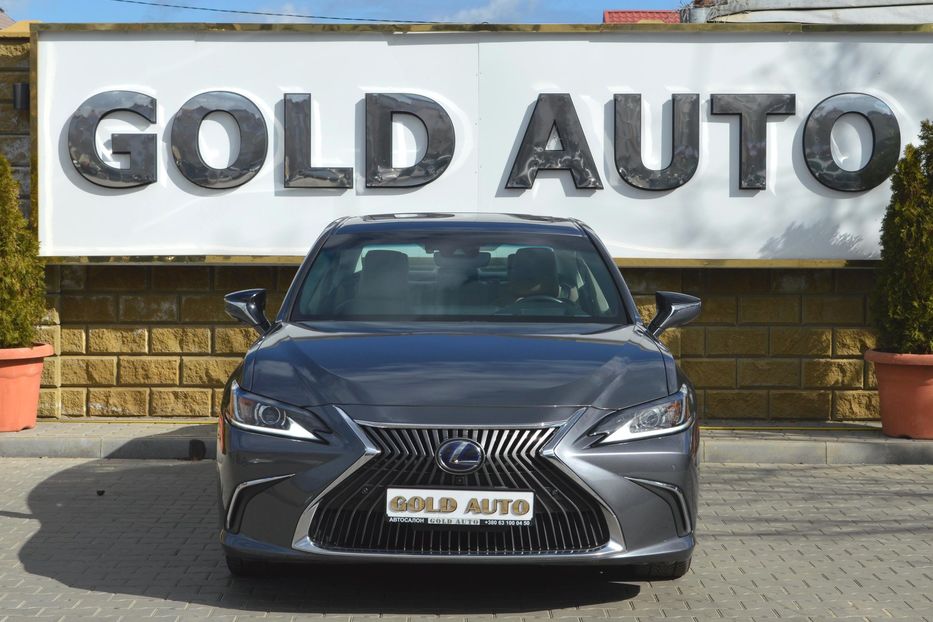 Продам Lexus ES 300 Hybrid 2019 года в Одессе