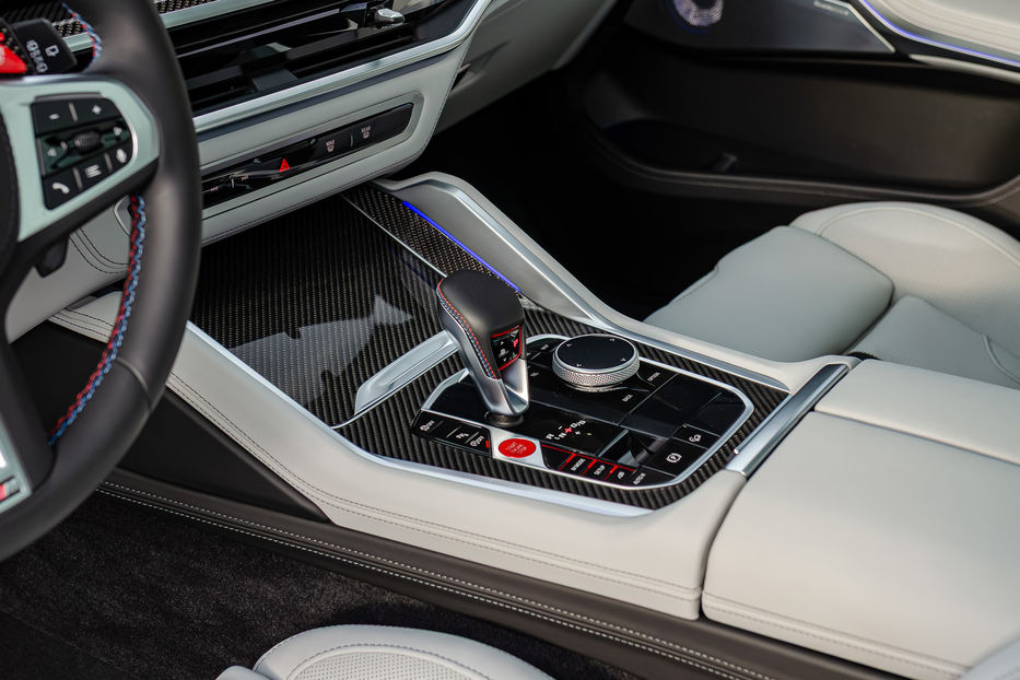 Продам BMW X5 M Competition 2024 года в Киеве