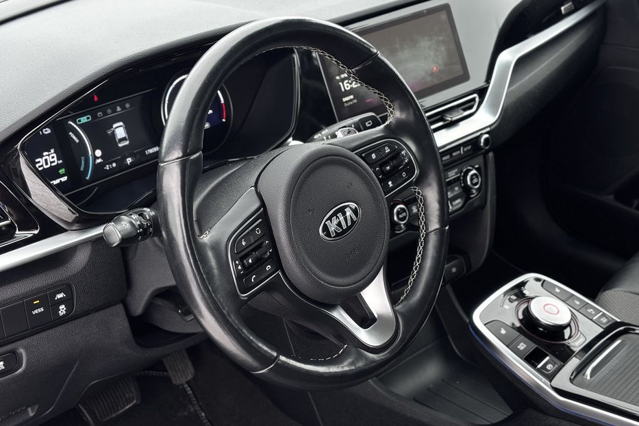 Продам Kia Niro 64кВт. 2020 года в Львове