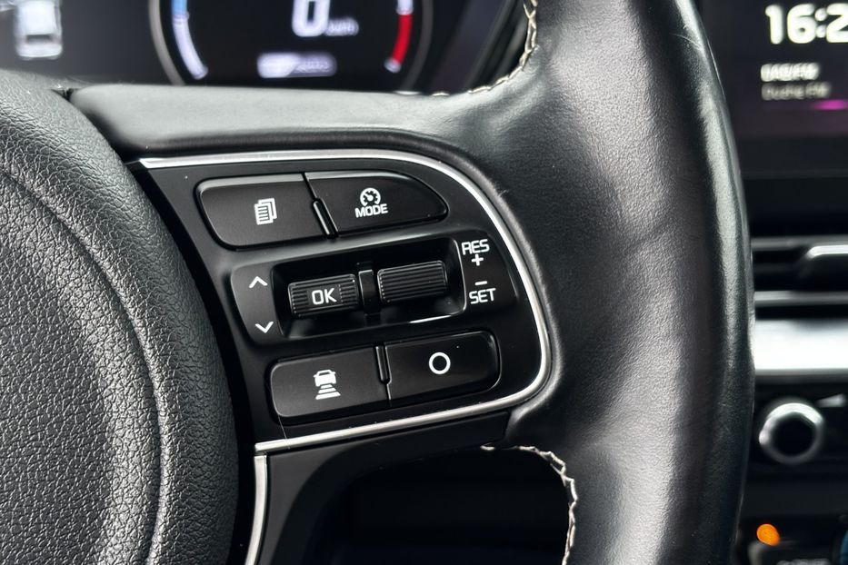 Продам Kia Niro 64кВт. 2020 года в Львове