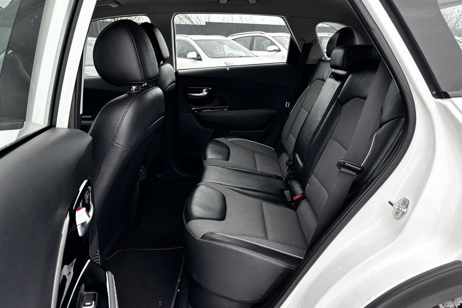 Продам Kia Niro 64кВт. 2020 года в Львове