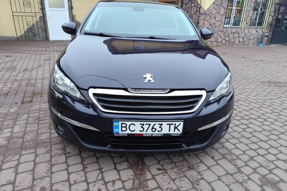 Продам Peugeot 308 2015 года в Львове