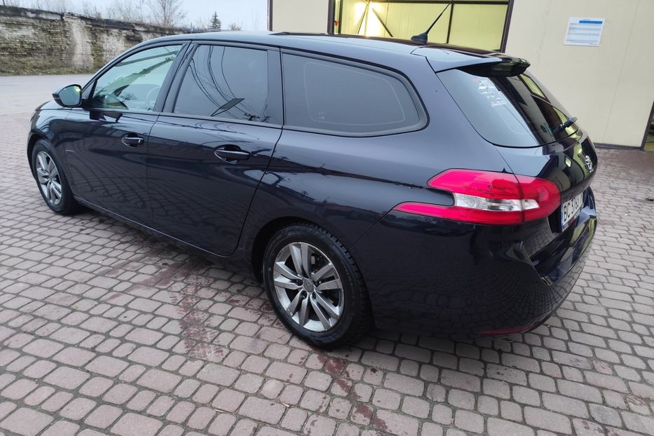 Продам Peugeot 308 2015 года в Львове