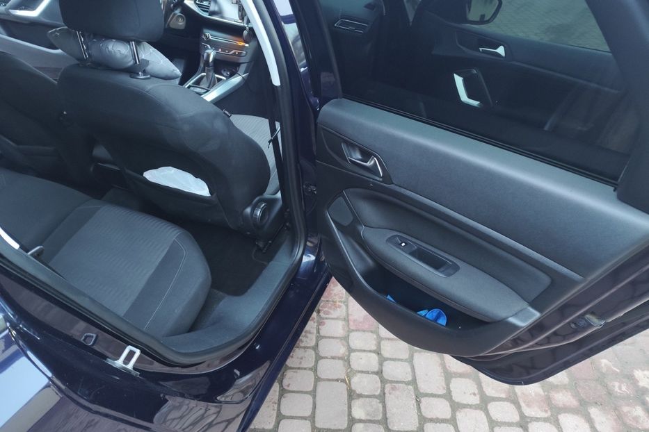 Продам Peugeot 308 2015 года в Львове