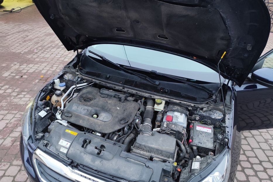 Продам Peugeot 308 2015 года в Львове