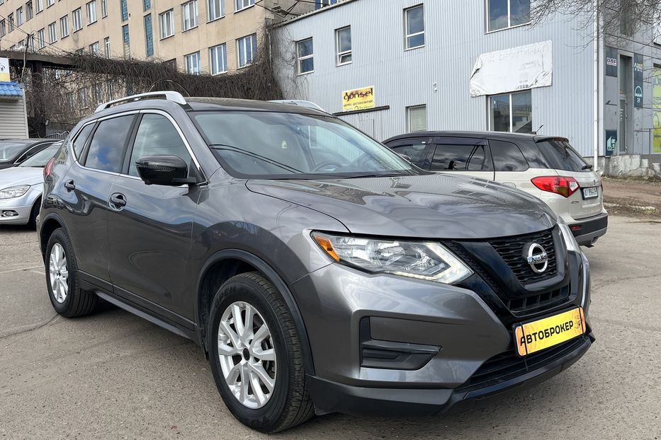 Продам Nissan Rogue Sv Hybrid 2017 года в Николаеве