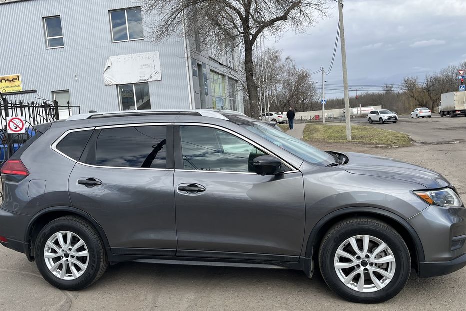 Продам Nissan Rogue Sv Hybrid 2017 года в Николаеве