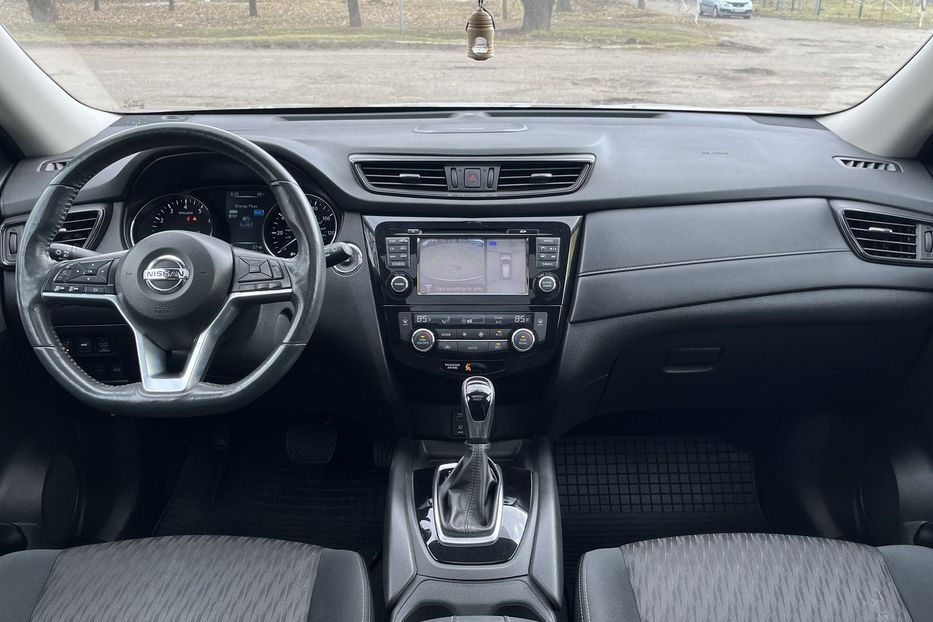 Продам Nissan Rogue Sv Hybrid 2017 года в Николаеве