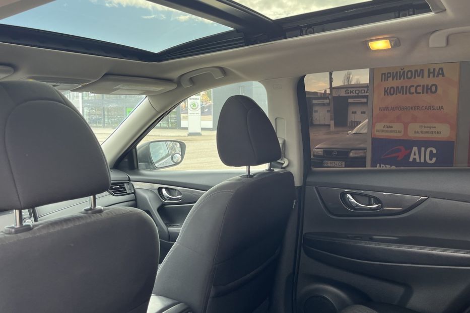 Продам Nissan Rogue Sv Hybrid 2017 года в Николаеве