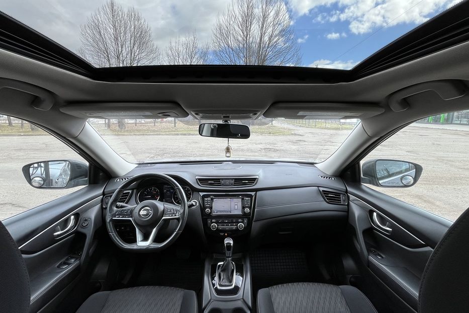 Продам Nissan Rogue Sv Hybrid 2017 года в Николаеве