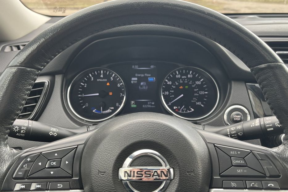 Продам Nissan Rogue Sv Hybrid 2017 года в Николаеве