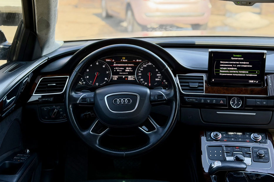 Продам Audi A8 4.0 BiTFSI Long Tiptronic 2013 года в Киеве