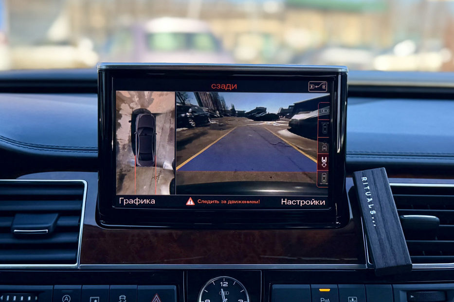 Продам Audi A8 4.0 BiTFSI Long Tiptronic 2013 года в Киеве