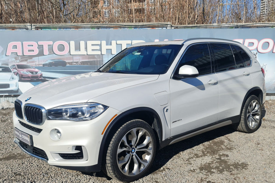 Продам BMW X5 40e Steptronic (313 к.с.) 2017 года в Киеве