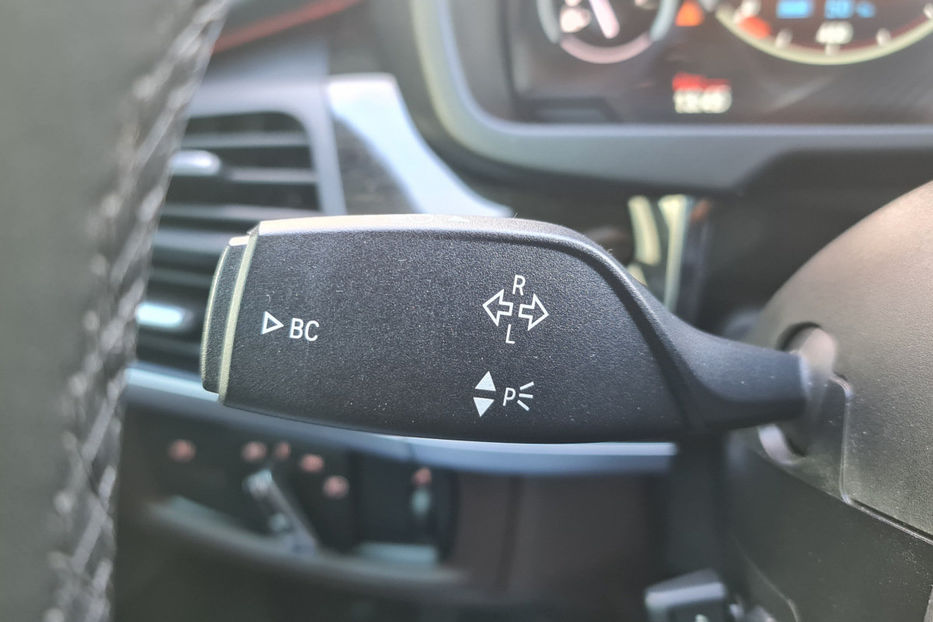 Продам BMW X5 40e Steptronic (313 к.с.) 2017 года в Киеве