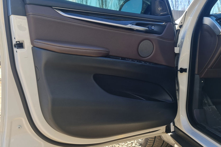 Продам BMW X5 40e Steptronic (313 к.с.) 2017 года в Киеве