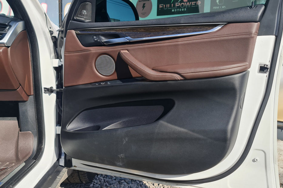 Продам BMW X5 40e Steptronic (313 к.с.) 2017 года в Киеве