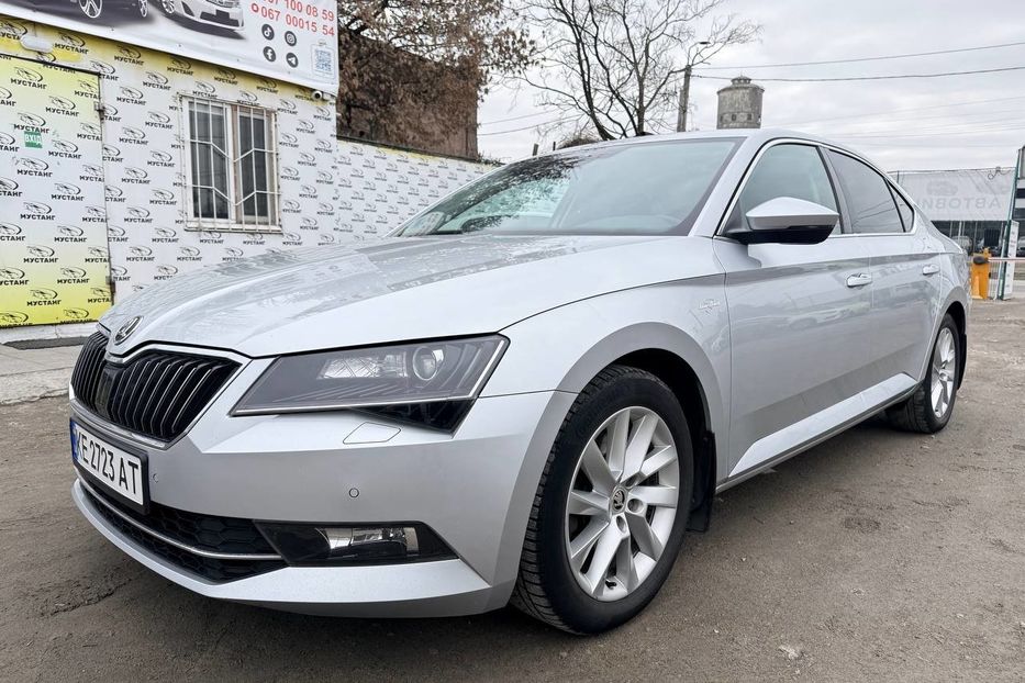 Продам Skoda Superb 2016 года в Днепре