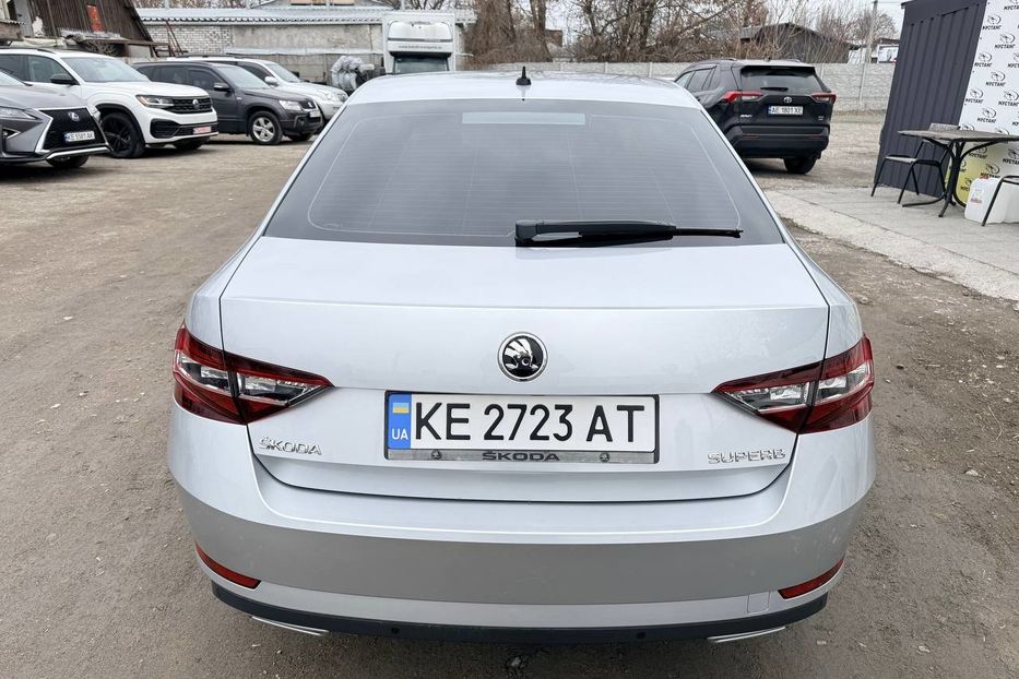 Продам Skoda Superb 2016 года в Днепре