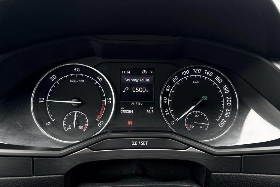 Продам Skoda Superb 2016 года в Днепре