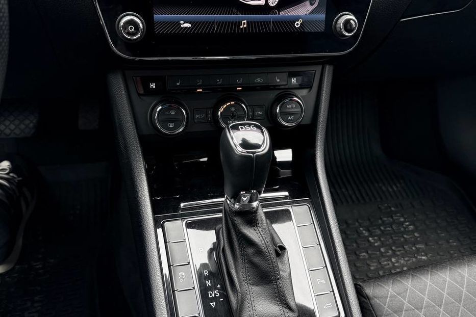 Продам Skoda Superb 2016 года в Днепре