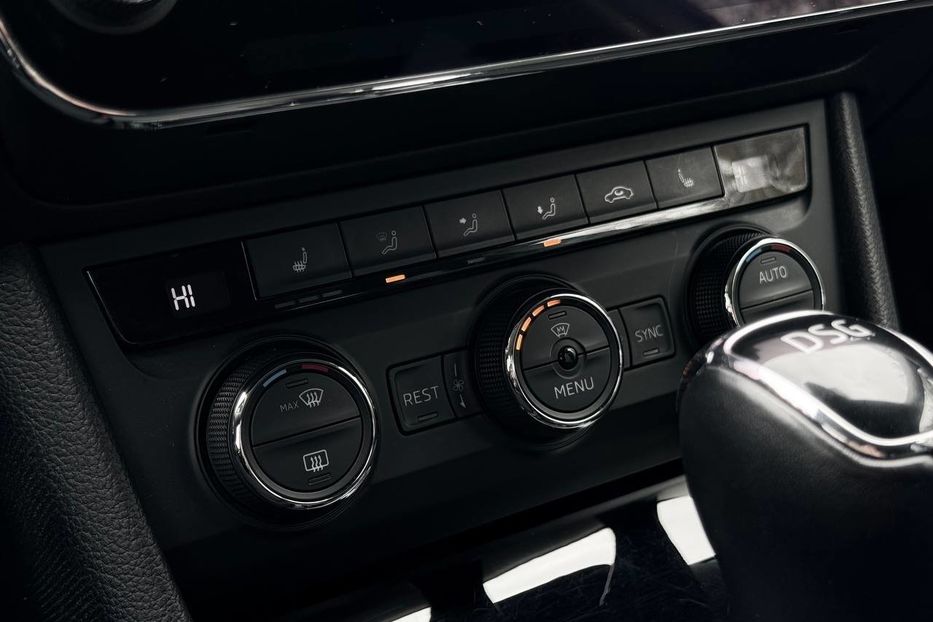 Продам Skoda Superb 2016 года в Днепре