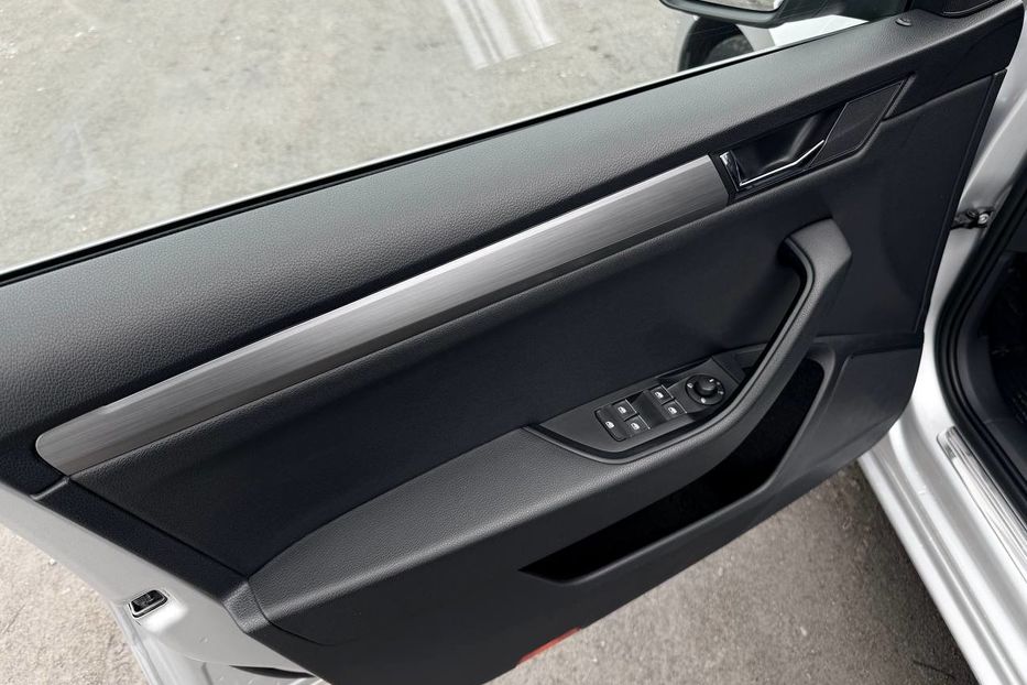 Продам Skoda Superb 2016 года в Днепре