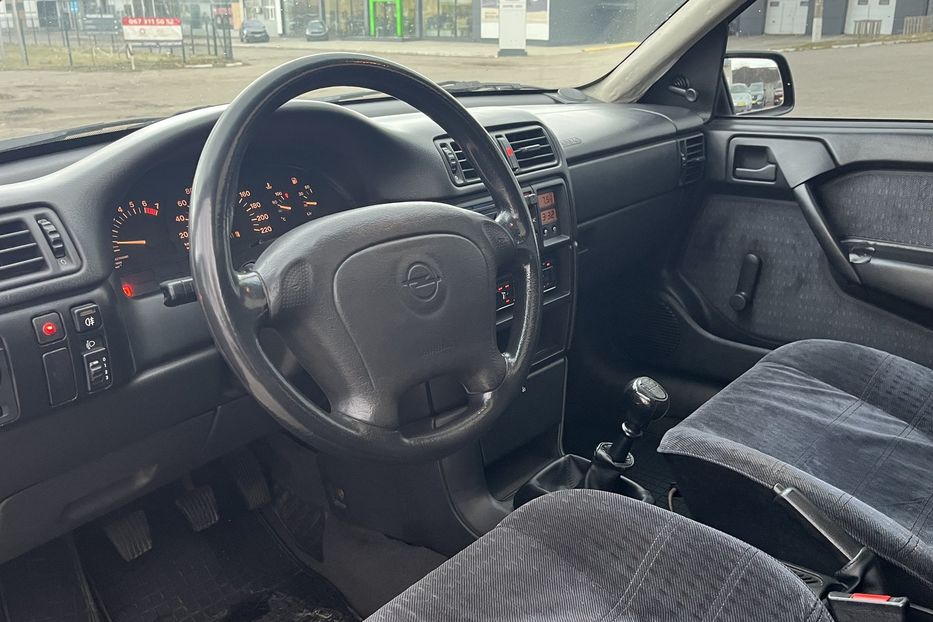Продам Opel Vectra A 2,0 1994 года в Николаеве