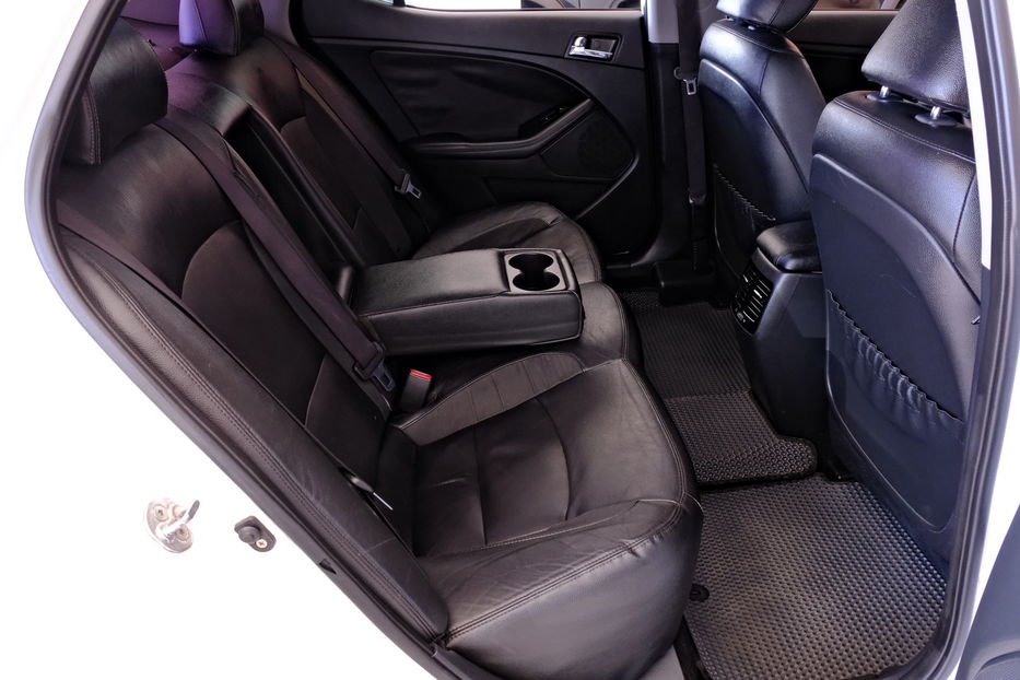 Продам Kia Optima 2013 года в Одессе