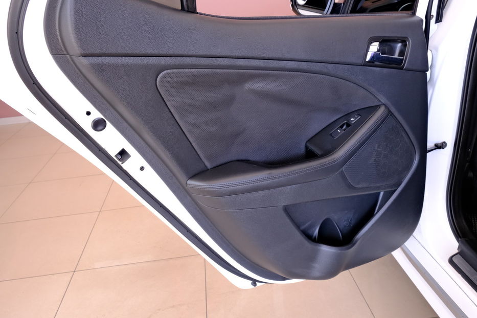 Продам Kia Optima 2013 года в Одессе