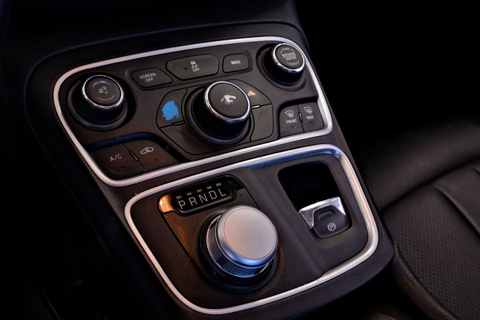 Продам Chrysler 200 2015 года в Одессе