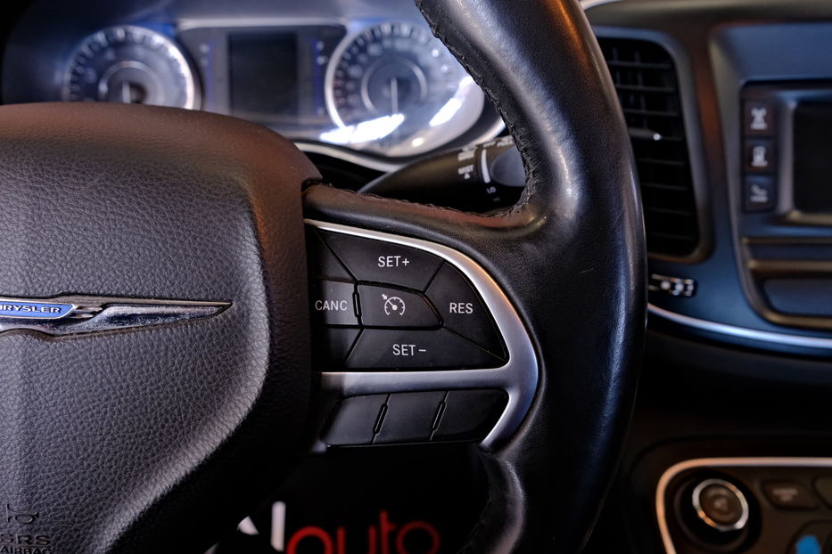 Продам Chrysler 200 2015 года в Одессе