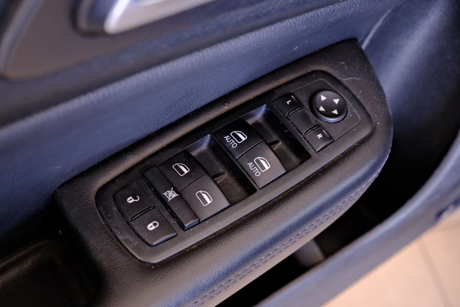 Продам Chrysler 200 2015 года в Одессе