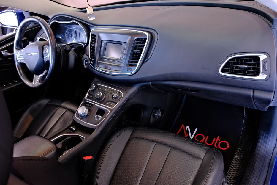 Продам Chrysler 200 2015 года в Одессе