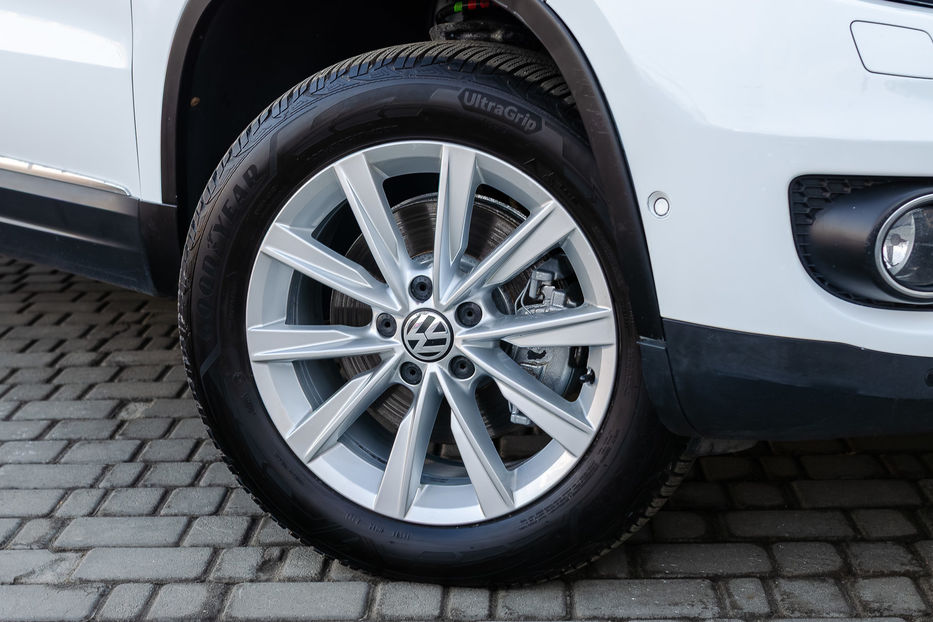Продам Volkswagen Tiguan 2.0TDI 4Motion 2012 года в Киеве
