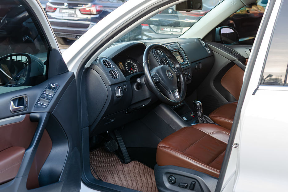 Продам Volkswagen Tiguan 2.0TDI 4Motion 2012 года в Киеве