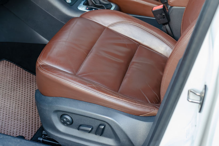 Продам Volkswagen Tiguan 2.0TDI 4Motion 2012 года в Киеве