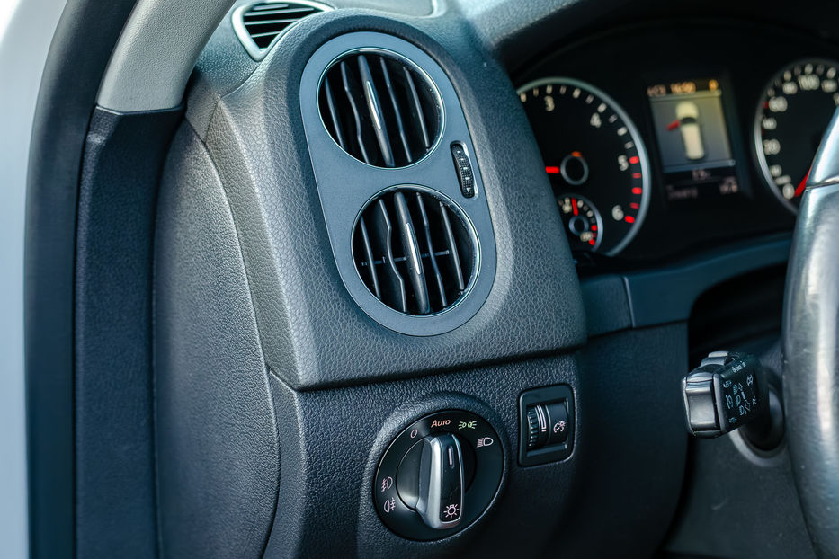 Продам Volkswagen Tiguan 2.0TDI 4Motion 2012 года в Киеве