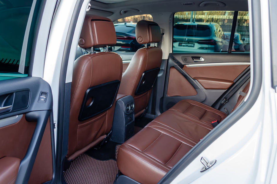 Продам Volkswagen Tiguan 2.0TDI 4Motion 2012 года в Киеве