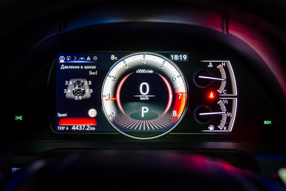 Продам Lexus ES 250 2020 года в Киеве