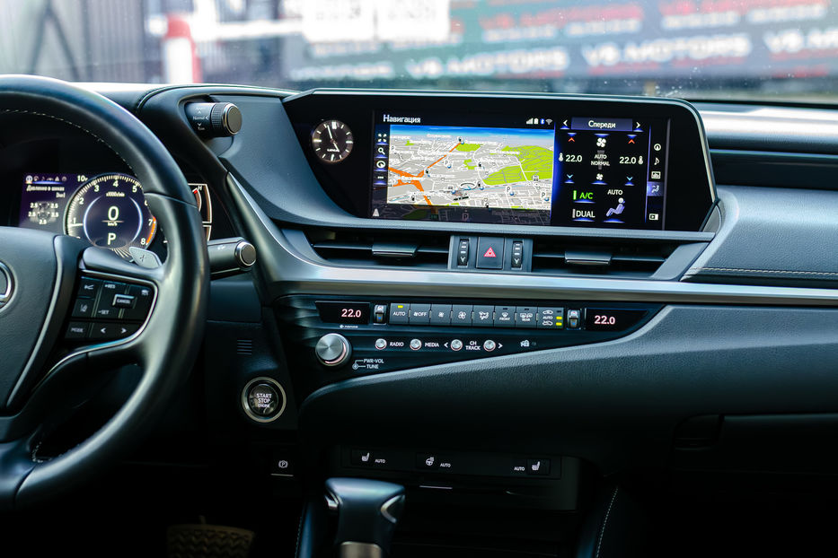 Продам Lexus ES 250 2020 года в Киеве