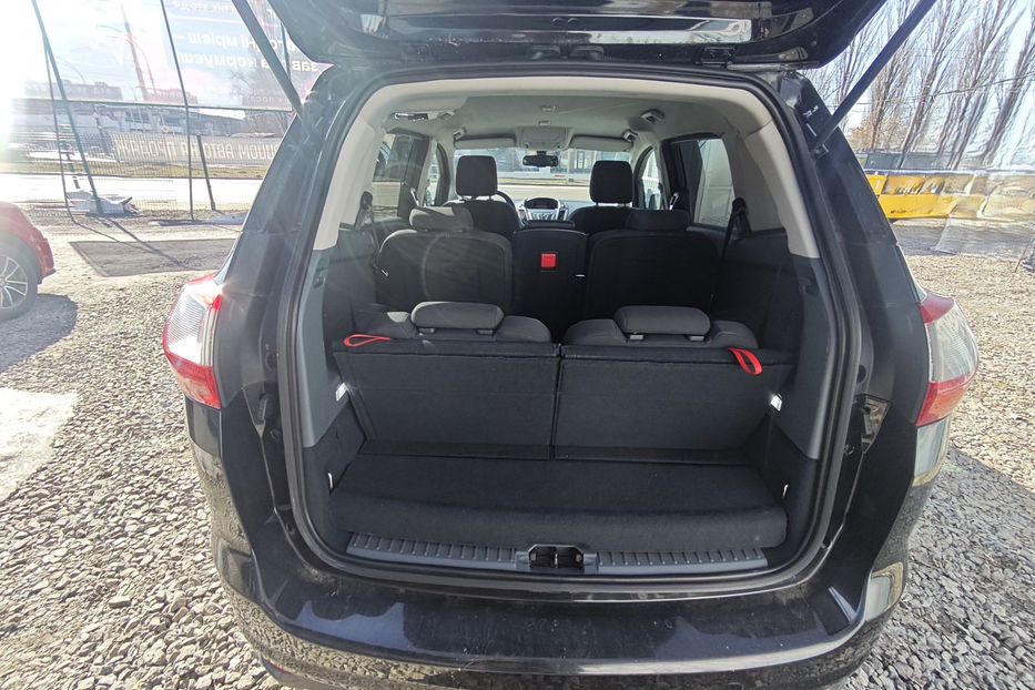 Продам Ford Grand C-MAX 1.6 Duratorq TDCi MT 115 к.с. 2010 года в Киеве