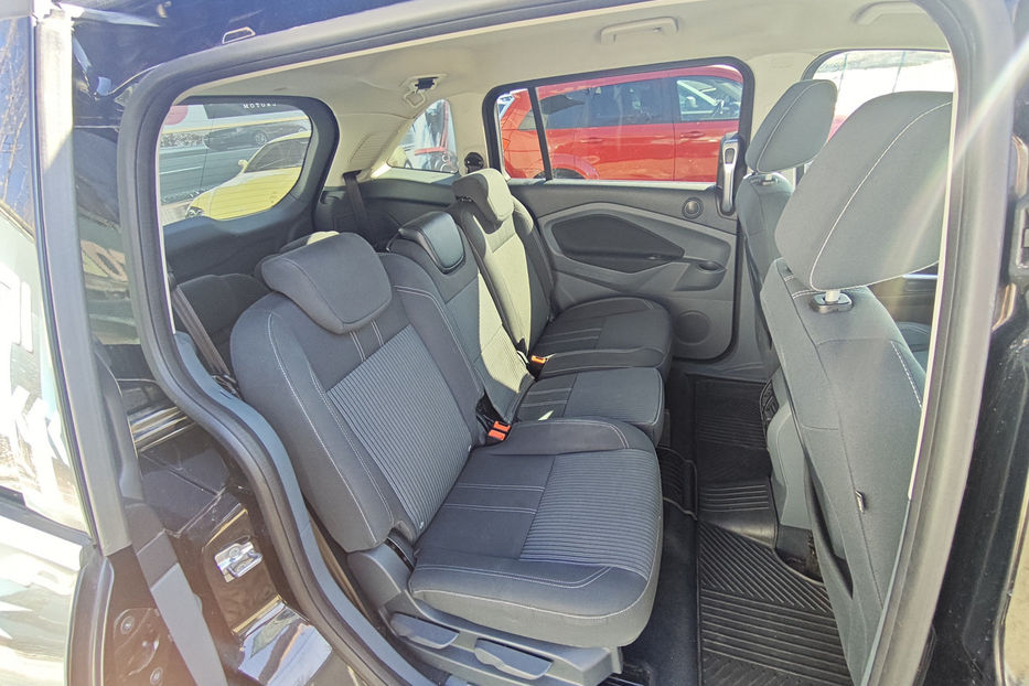 Продам Ford Grand C-MAX 1.6 Duratorq TDCi MT 115 к.с. 2010 года в Киеве