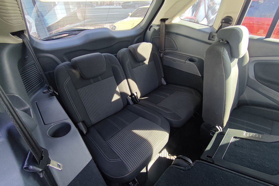 Продам Ford Grand C-MAX 1.6 Duratorq TDCi MT 115 к.с. 2010 года в Киеве